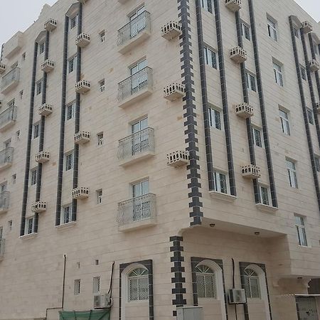 Golden Seasons Furnished Apartment Salalah Exterior photo