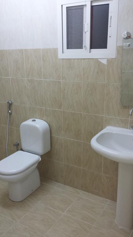 Golden Seasons Furnished Apartment Salalah Room photo